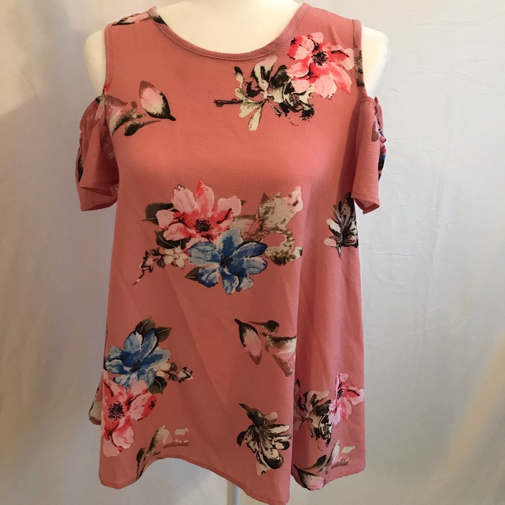 Crece Cold Shoulder Blouse
